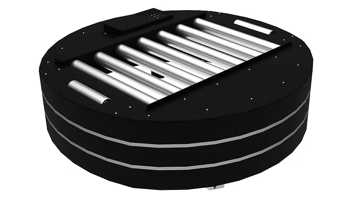 نوار نقاله منعطف موتوردار نوار نقاله Powered Flexible Conveyor یا نقاله منعطف موتوردار، سیستمی قابلتغییر شکل و متحرک است که با استفاده از موتور، بار را بهصورت خودکار جابهجا میکند. این نوع نقالهها معمولاً در محیطهایی استفاده میشوند که نیاز به جابهجایی مکرر مسیر یا تطبیق با موقعیتهای مختلف بارگیری و تخلیه وجود دارد.