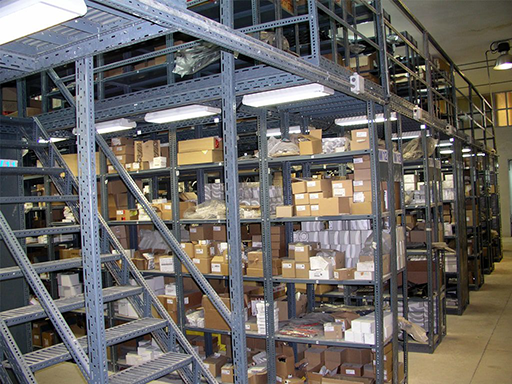 قفسه مشبک فلزی