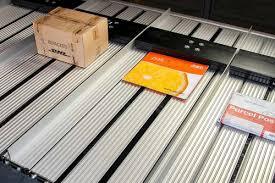 راهنمای انتخاب بهترین پارسل سورتر متناسب با نوع بستهها و محصولات شما